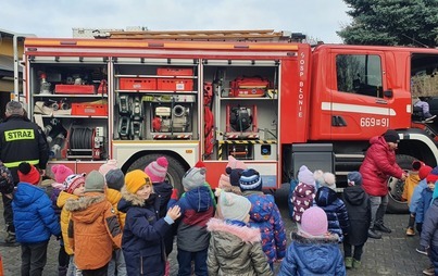 Zdjęcie do Zajęcia ze strażakami