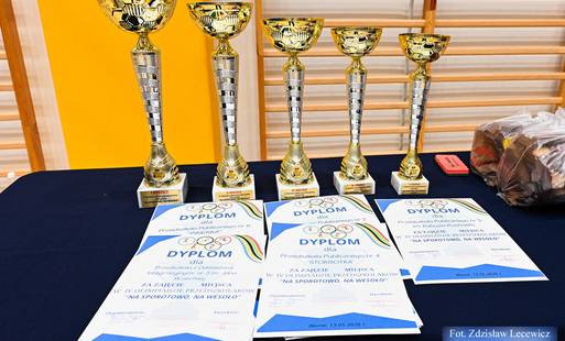 Zdjęcie do IV OLIMPIADA PRZEDSZKOLAK&Oacute;W &bdquo;NA SPORTOWO, NA WESOŁO&rdquo;